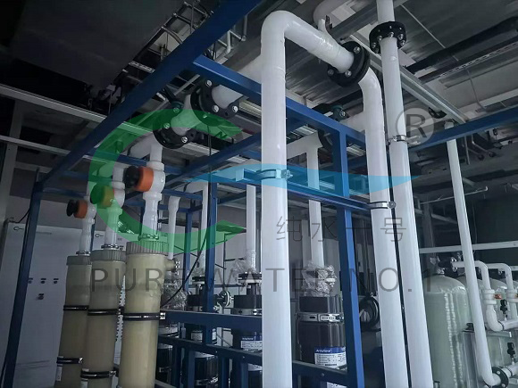 
承建某6-8寸碳化硅外延项目配套超纯水系统，超纯水美标E-1.2标准，顺利产水。